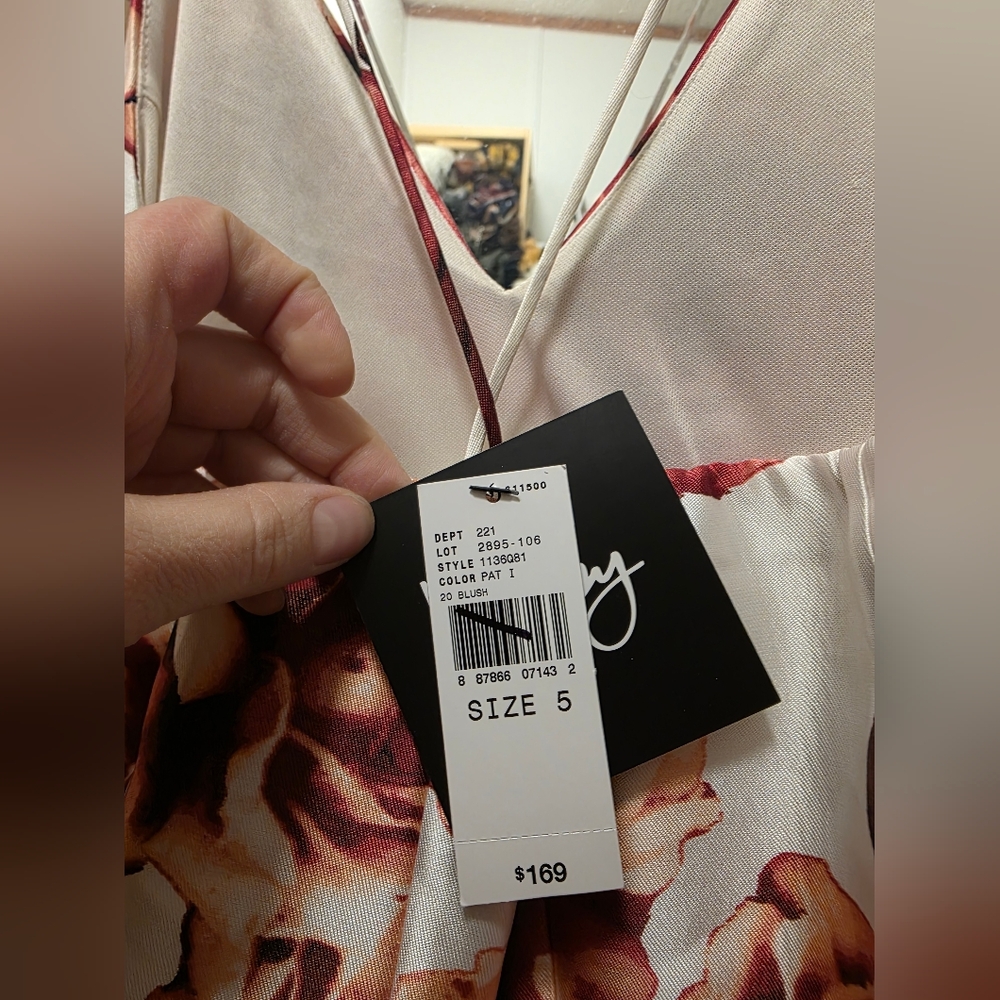by & by Rose Print Mini Dress - White and Red - Picture 5 of 5